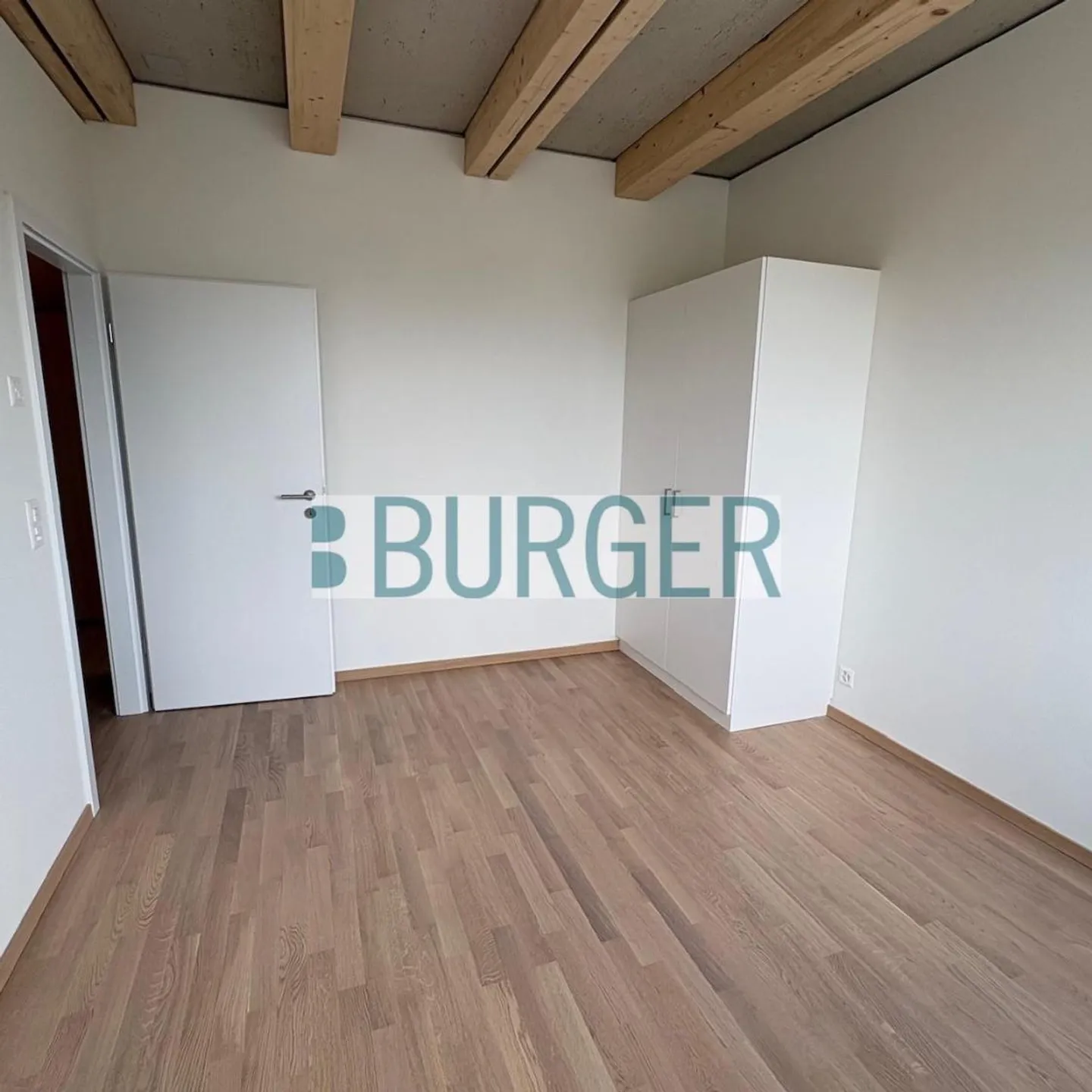 5-room apartment - Photo 5 of 5