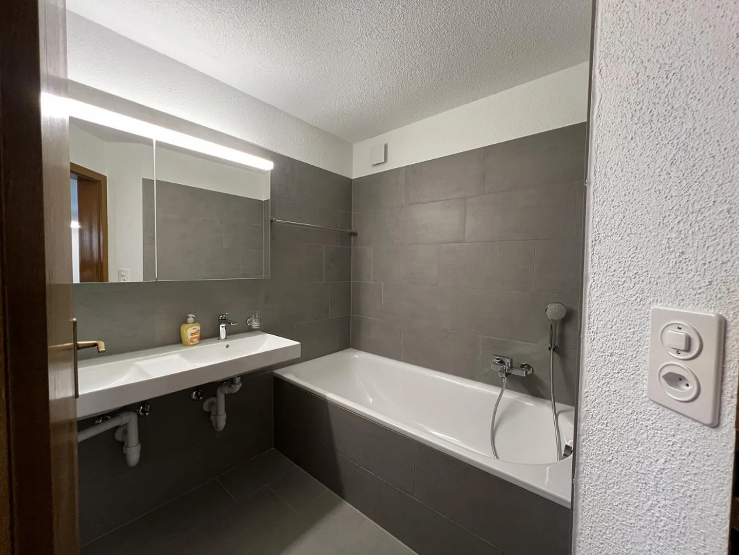 Appartement 3.5 pièces avec balcon spacieux à louer - Photo 9 sur 14