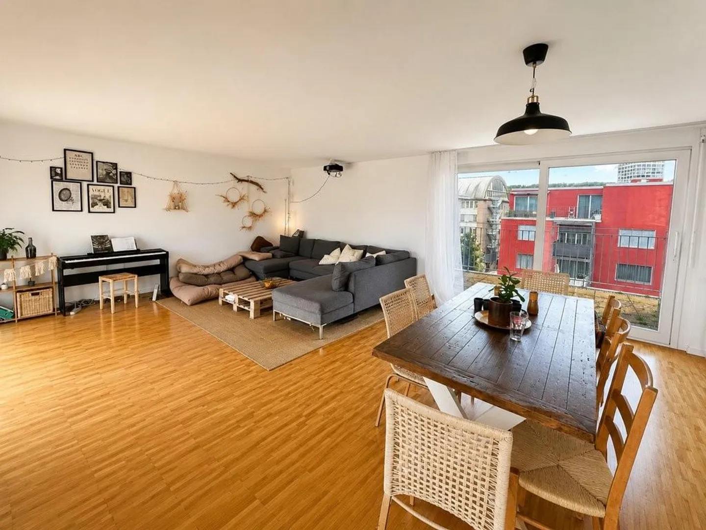 5.5-room penthouse apartment with large terrace and direct lift access - Photo 11 of 12