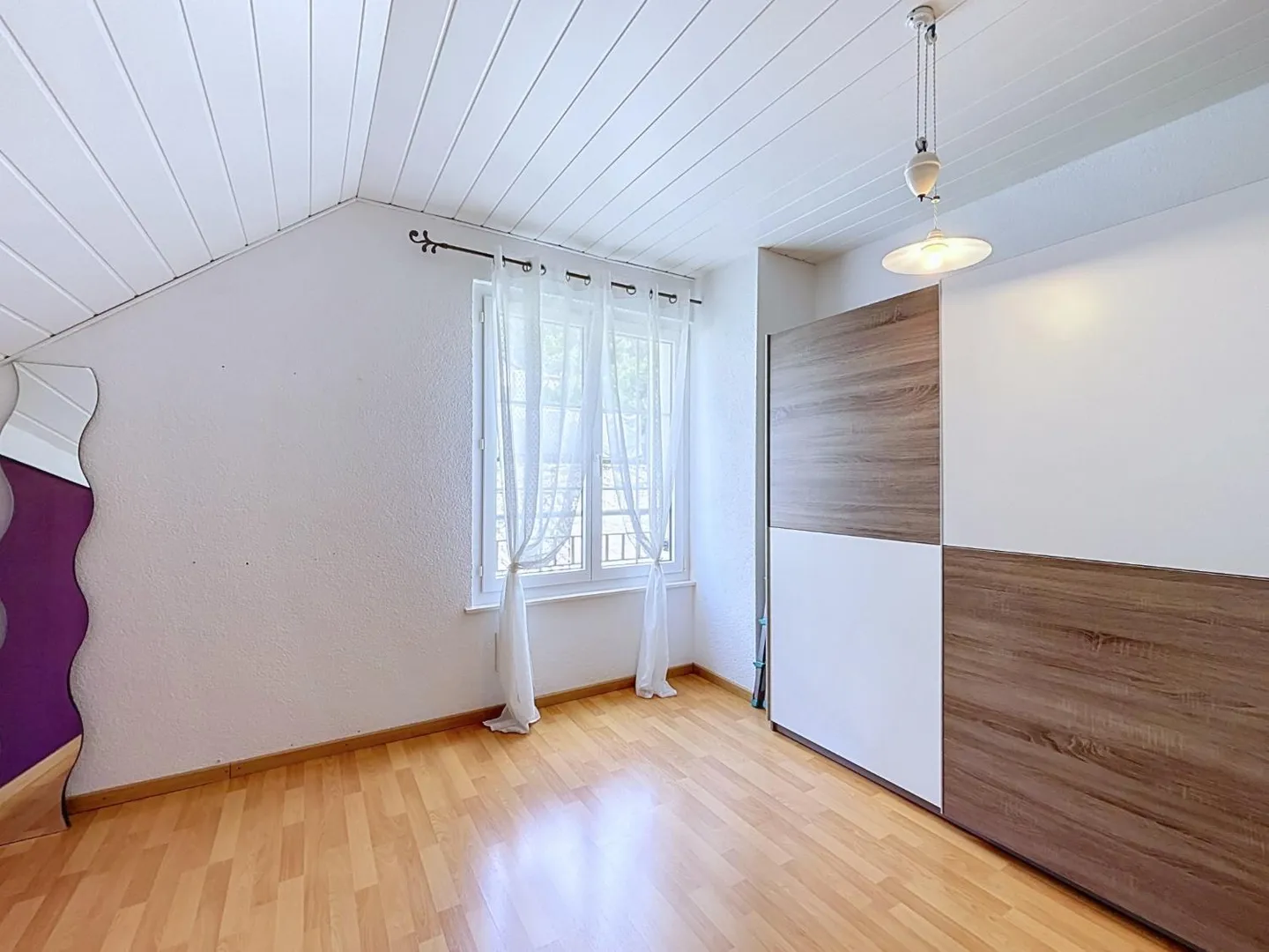 4,5-Zimmer-Haus - Reihenhaus 4,5 Zimmer - Chézard-St-Martin - Foto 11 von 12