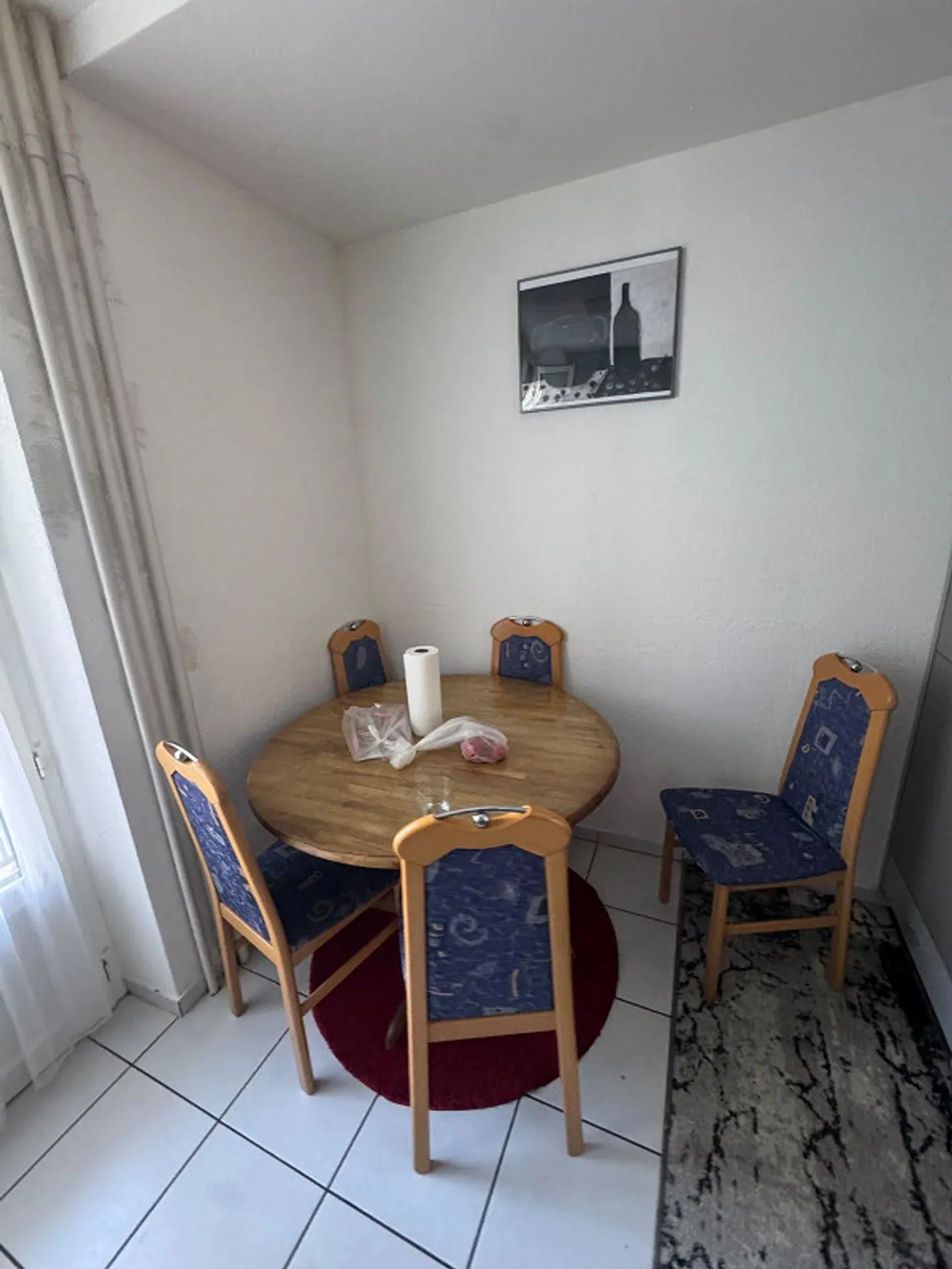 Grosszügige 4.5_Zimmerwohnung an zentraler Lage - Photo 4 sur 8