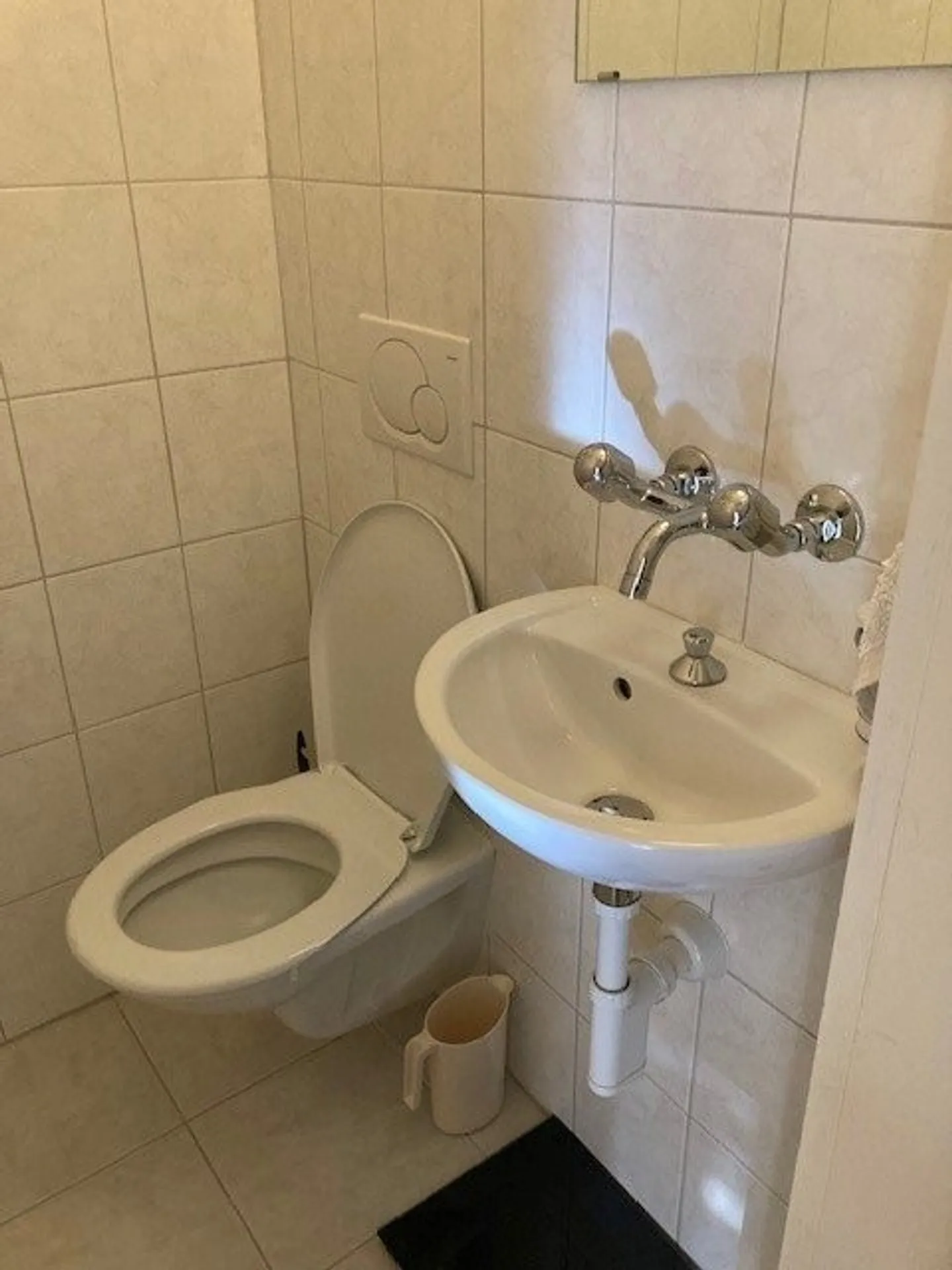 4,5-Zimmer-Wohnung im 1. Stock - Foto 4 von 5
