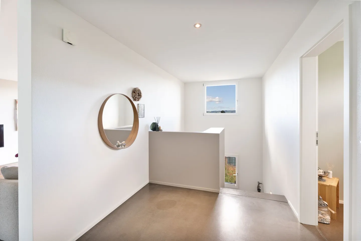 Maison individuelle 8.5 Z'EFH dans un emplacement ensoleillé à Knonaueramt - Photo 10 sur 28