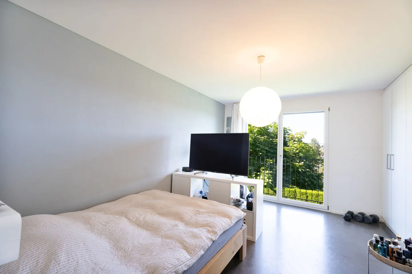 Maison individuelle 8.5 Z'EFH dans un emplacement ensoleillé à Knonaueramt - Photo 16 sur 28