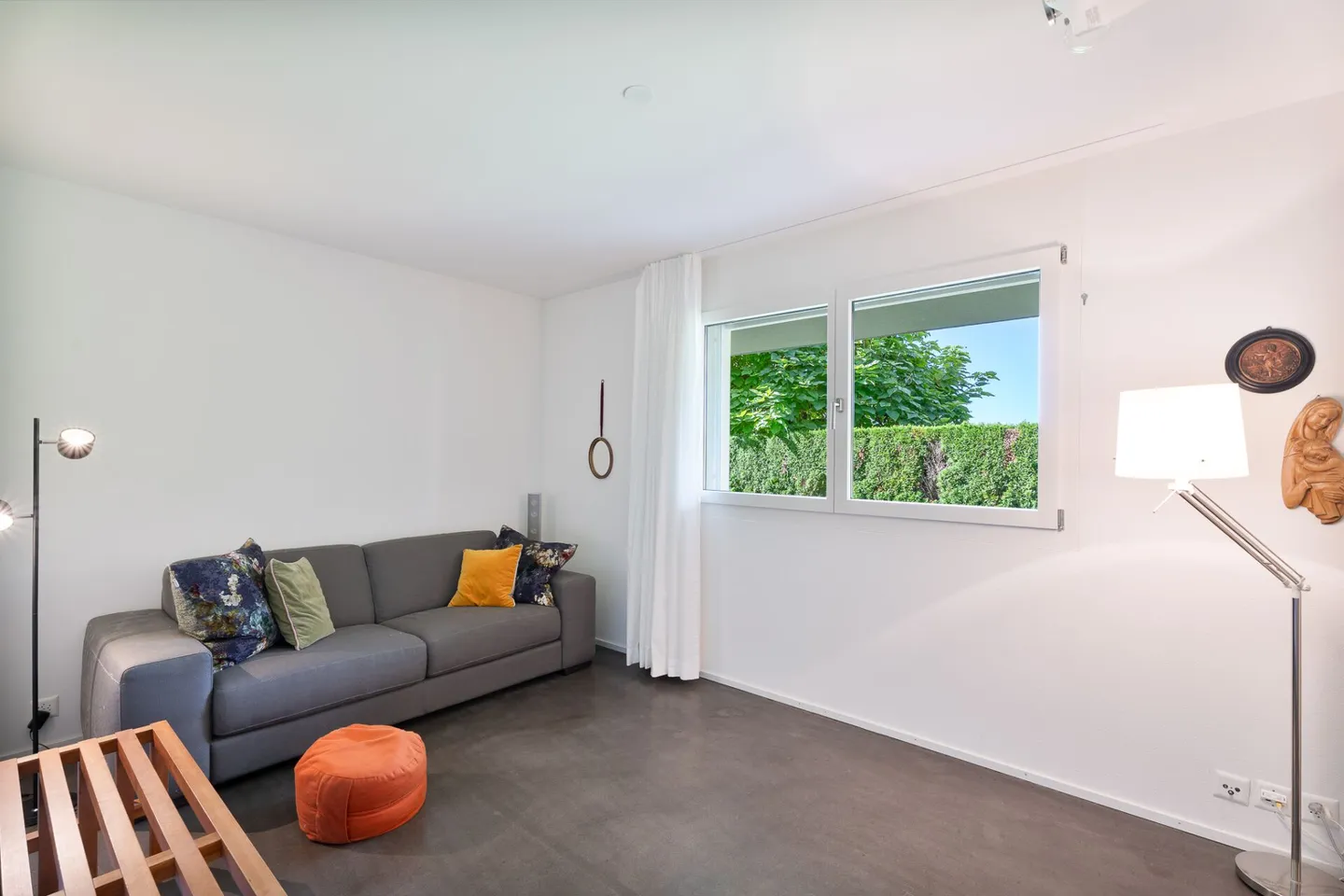 Maison individuelle 8.5 Z'EFH dans un emplacement ensoleillé à Knonaueramt - Photo 18 sur 28