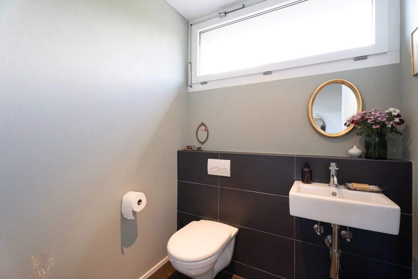 Maison individuelle 8.5 Z'EFH dans un emplacement ensoleillé à Knonaueramt - Photo 25 sur 28