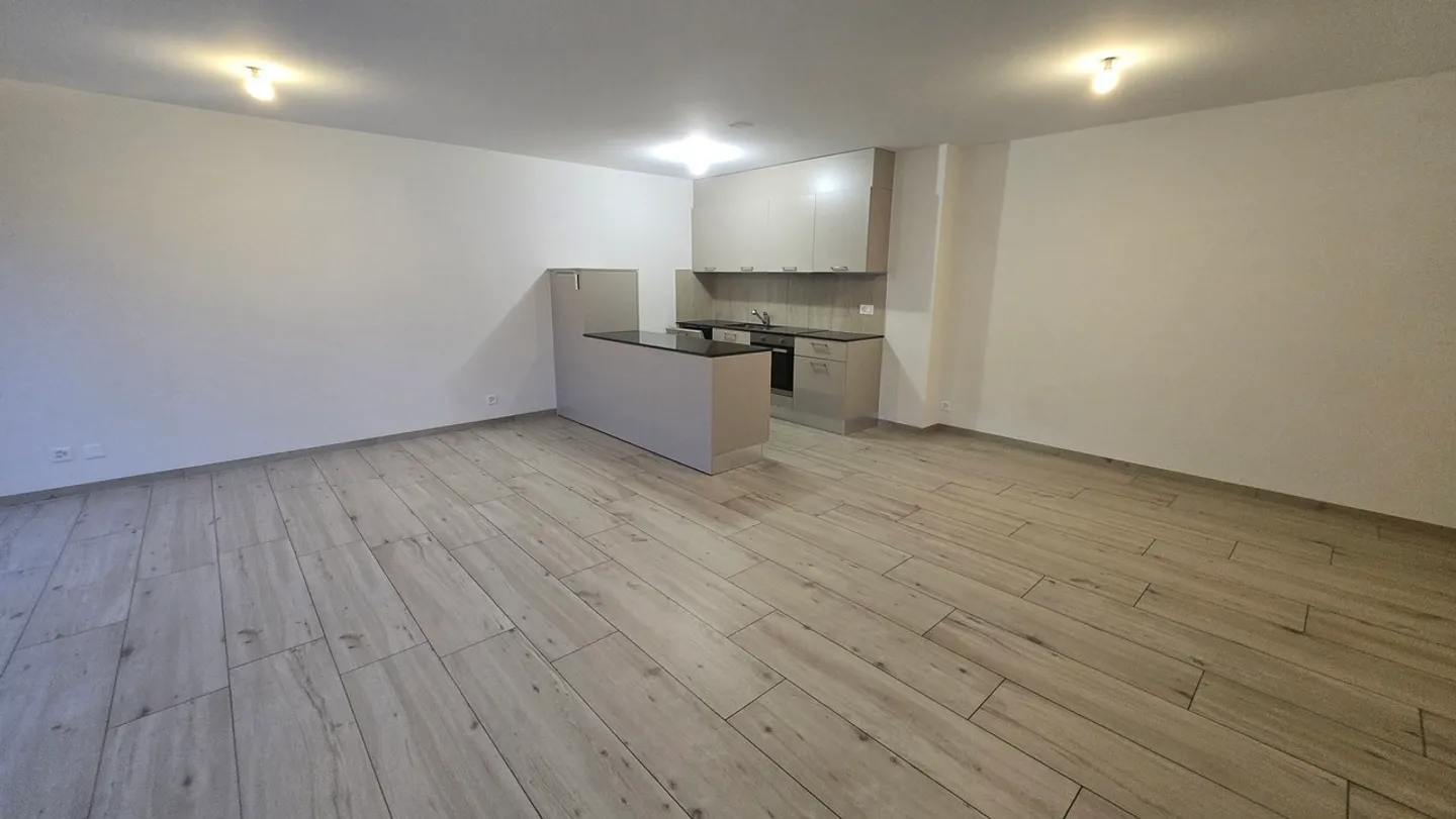 Appartamento in vendita - Foto 3 di 8