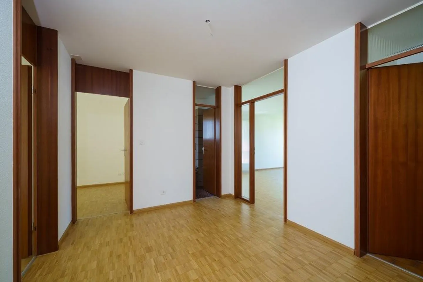 Bright 4.5-room apartment - 100 m2 for comfort - Photo 2 of 10