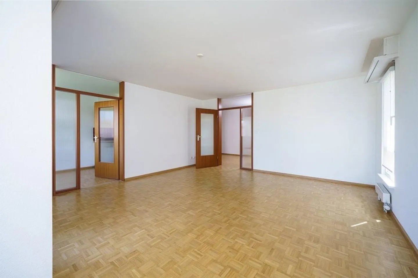 Bright 4.5-room apartment - 100 m2 for comfort - Photo 4 of 10