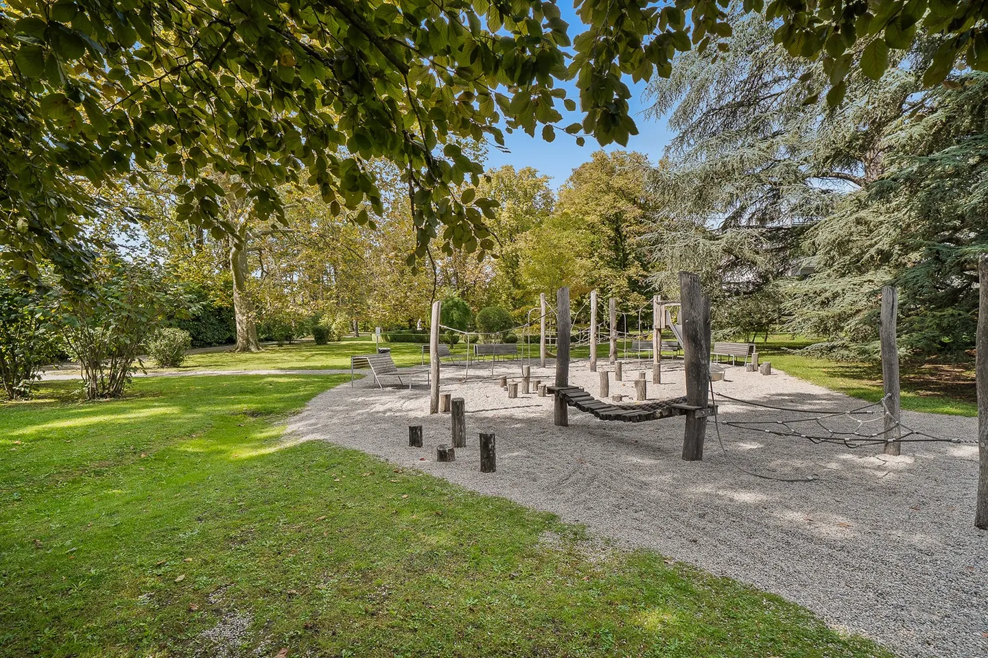 Appartamento in vendita - Foto 8 di 10