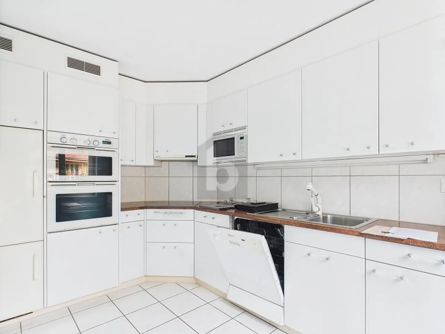 IN A POPULAR LOCATION WITH LARGE ROOMS! - Photo 3 of 6