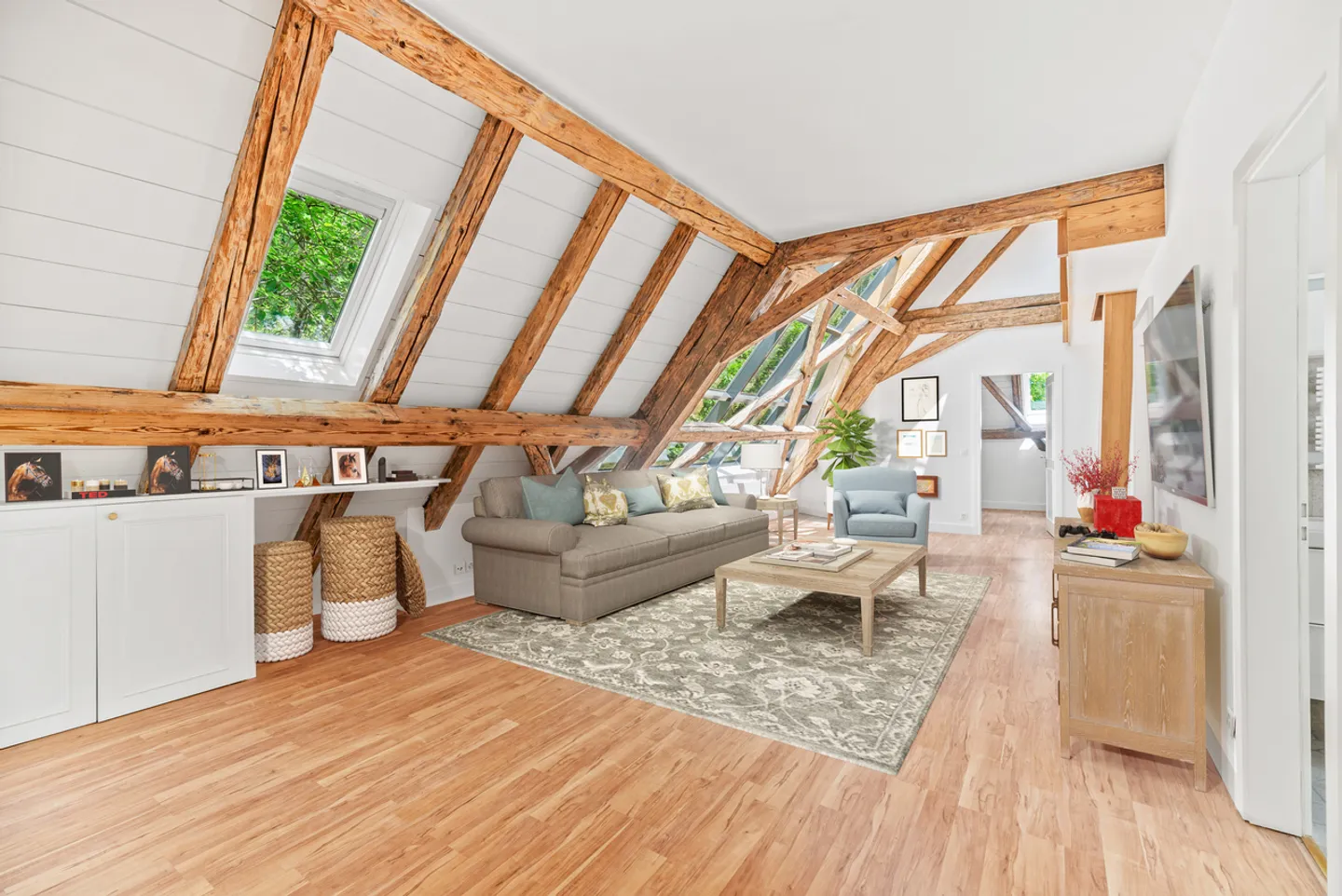 Beautiful property with swimming pool on the heights of Vevey - Photo 15 of 18