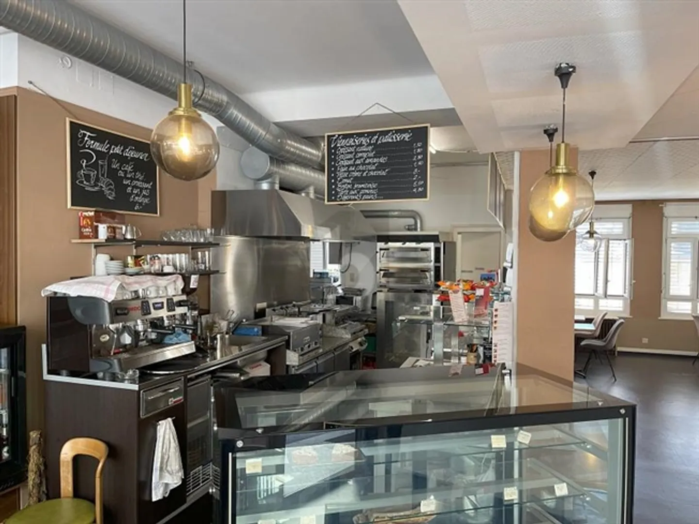 Restaurant Charmant avec Vue sur le Lac - Photo 4 sur 5