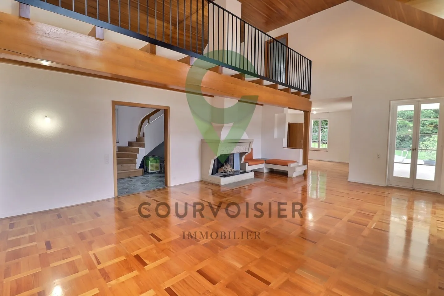 Villa Elegante con Piscina Interna - Foto 5 di 11