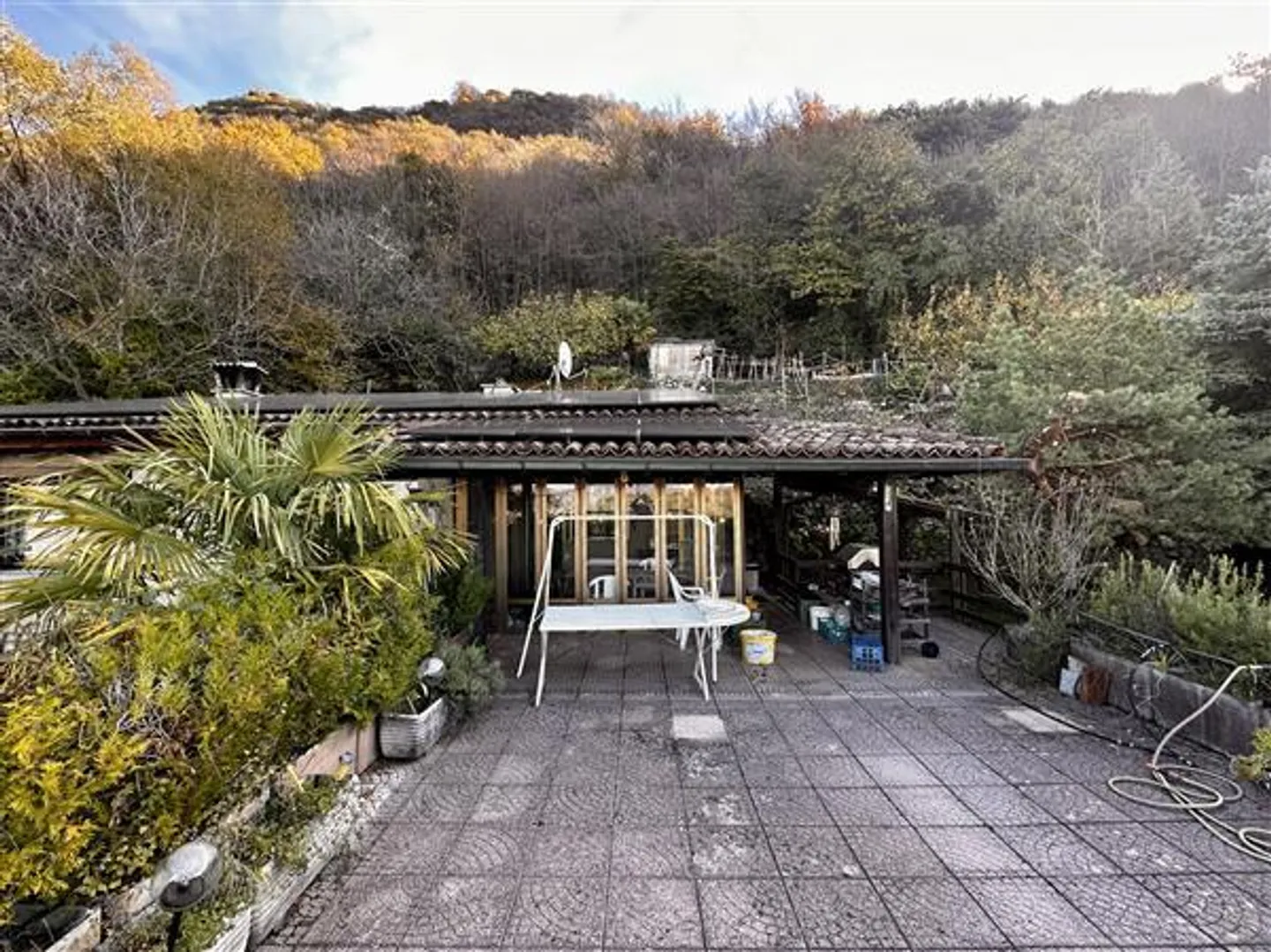 Carabbia: Single-family house 7.5 rooms - Photo 7 of 12