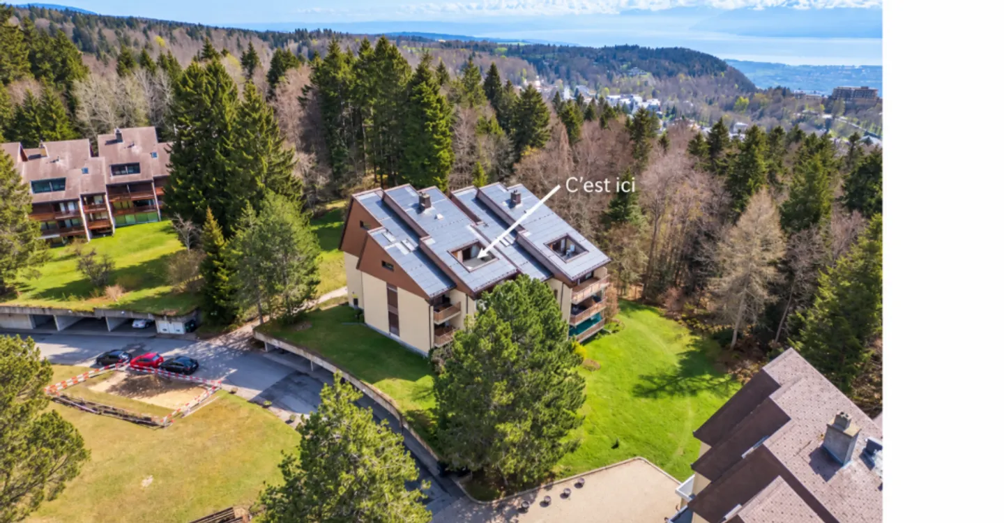 Duplex de 140 m² en dernier étage avec 3 chambres, terrasse et forêt - Foto 1 di 13