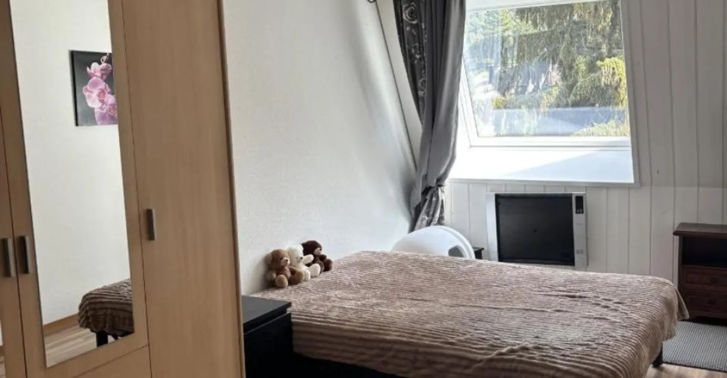 Duplex de 140 m² en dernier étage avec 3 chambres, terrasse et forêt - Foto 13 di 13