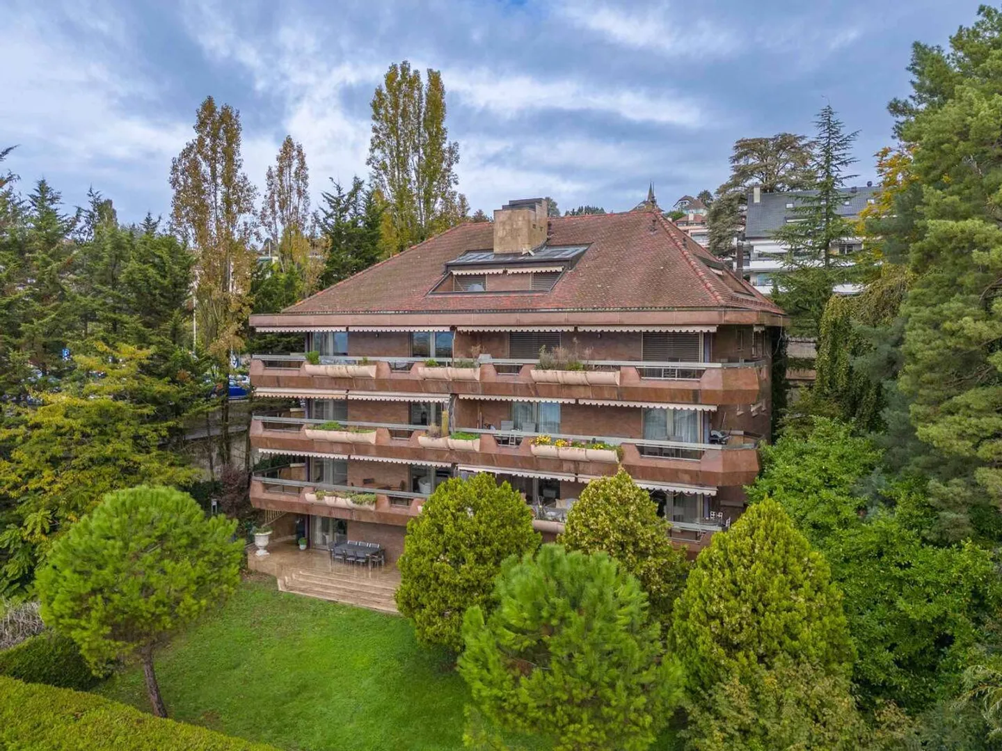 Splendido appartamento di 5,5 stanze eccezionali - Foto 3 di 9