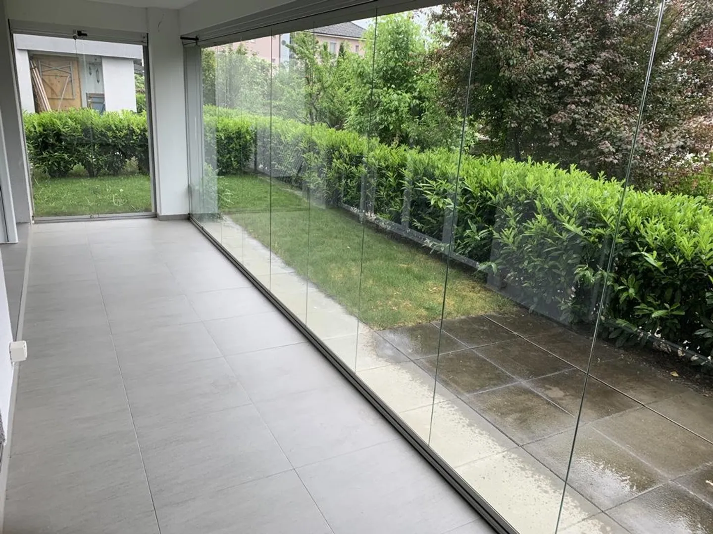 Wunderschöne 3.0 Zimmerwohnung mit kleinem Gartensitzplatz - Photo 4 sur 6