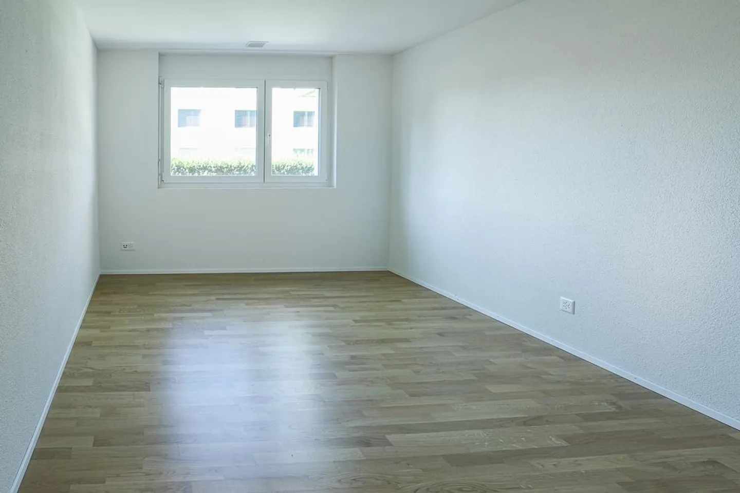 Appartements de 2,5 pièces avec patio généreux - Photo 4 sur 7