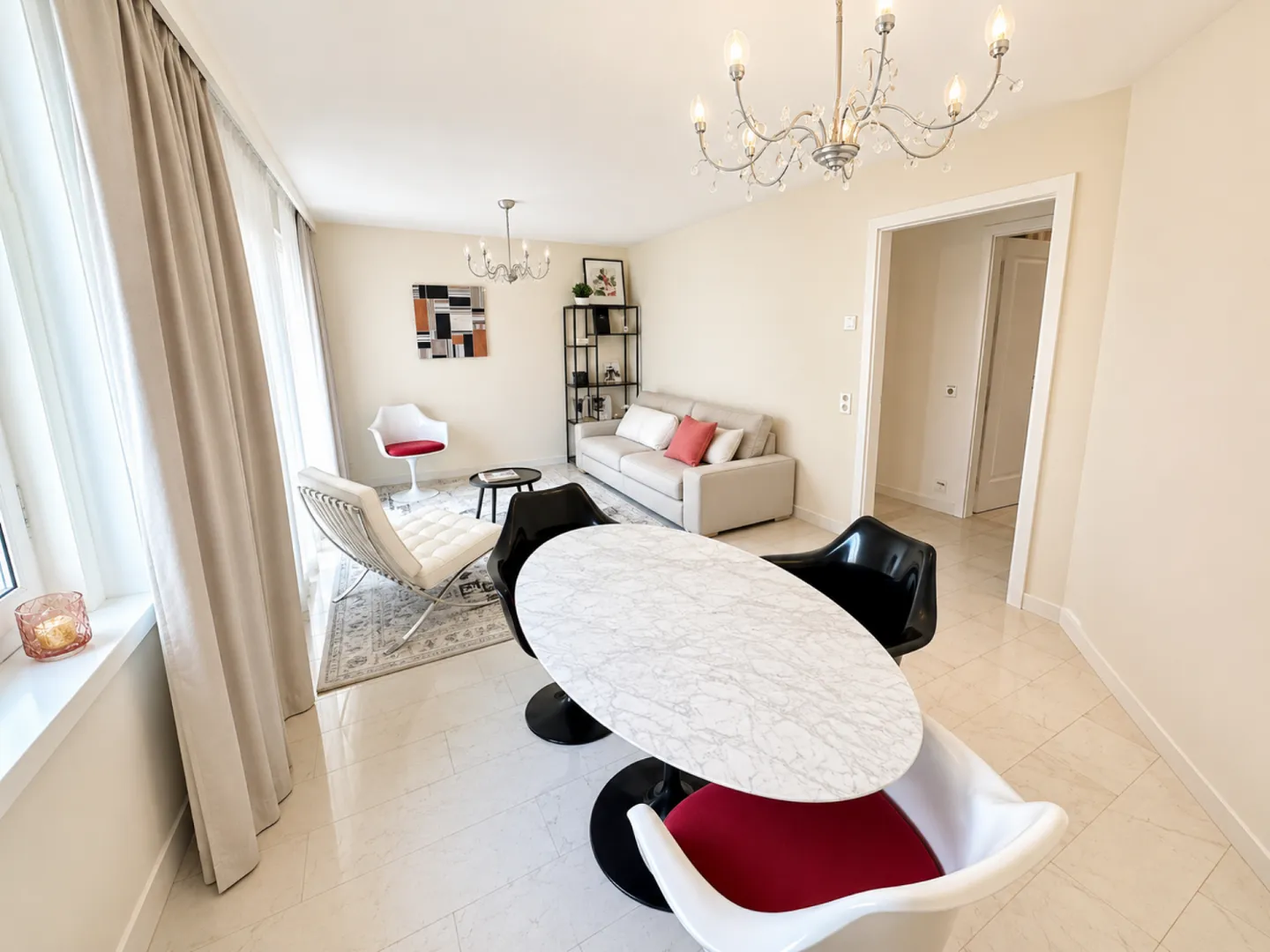 Geräumige 3,5-Zimmer-Wohnung direkt am Wasser - Foto 2 von 8