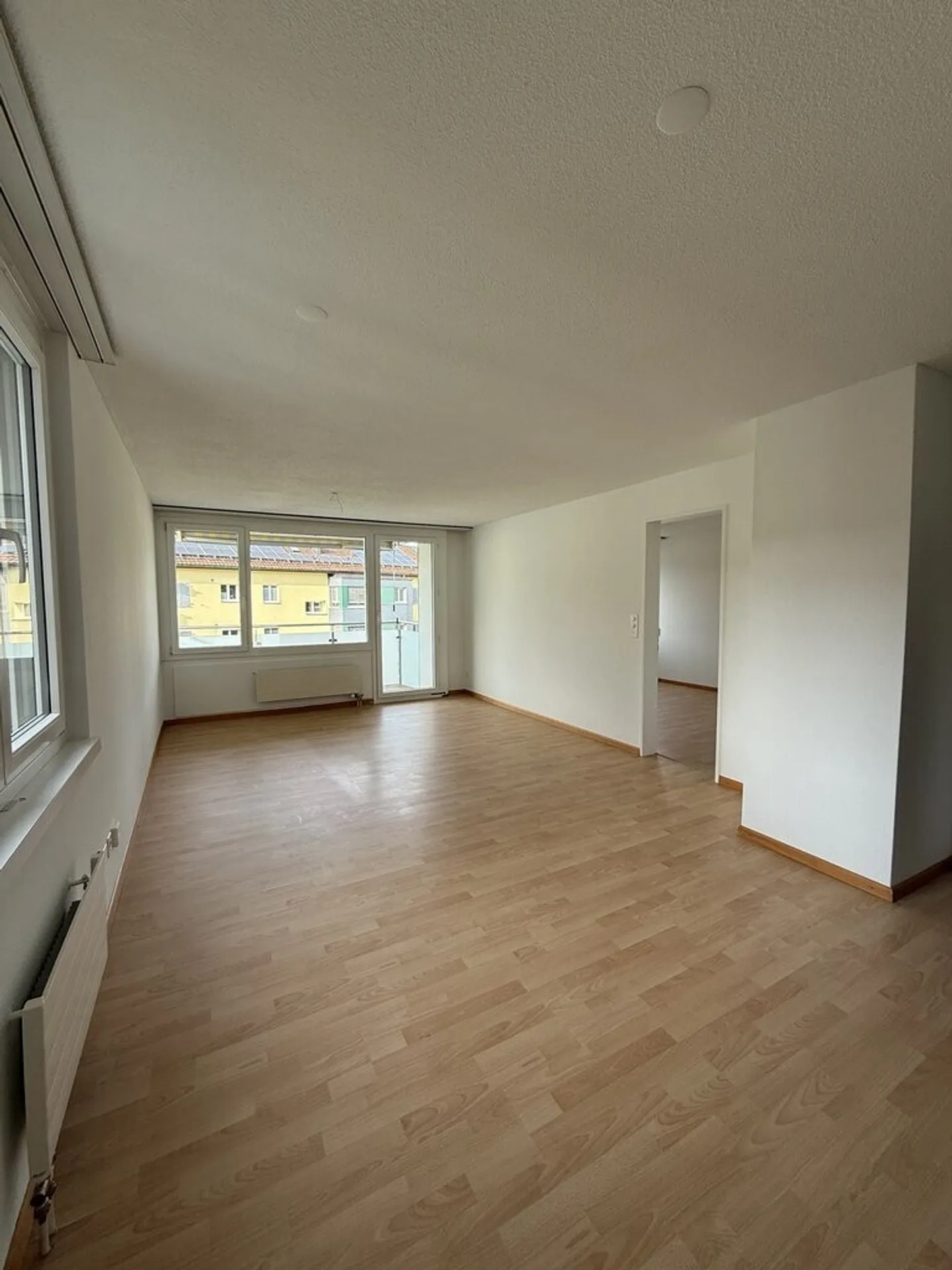 Appartement spacieux dans le meilleur emplacement - Photo 5 sur 8