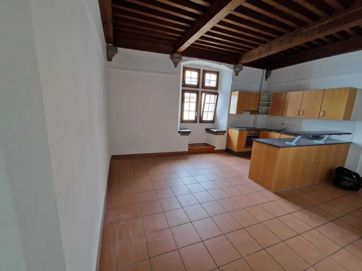 À louer - Duplex de 4.5 pièces en duplex dans le Château de Gléroles - Photo 7 sur 8