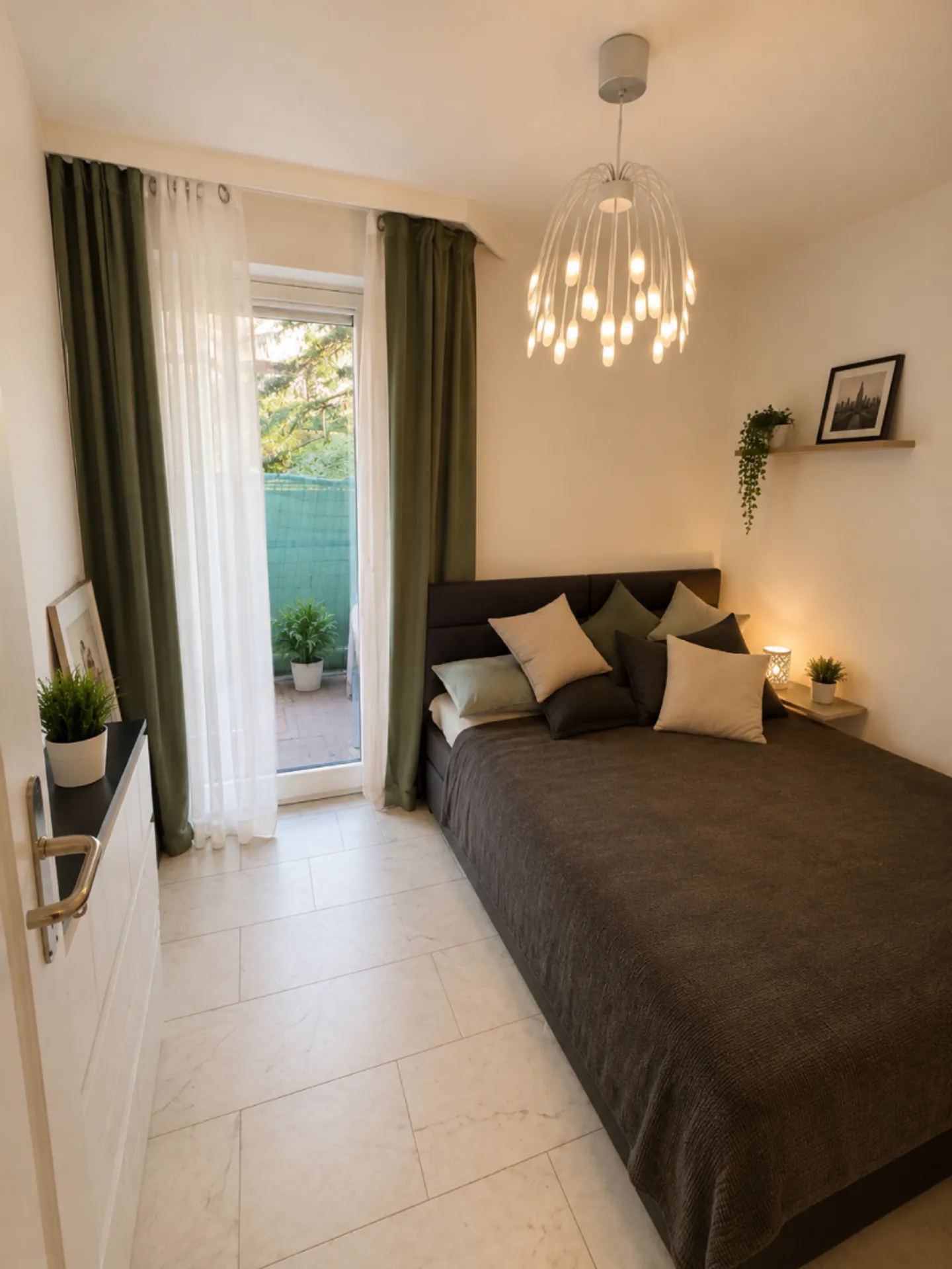 Geräumige 3,5-Zimmer-Wohnung direkt am Wasser - Foto 8 von 8