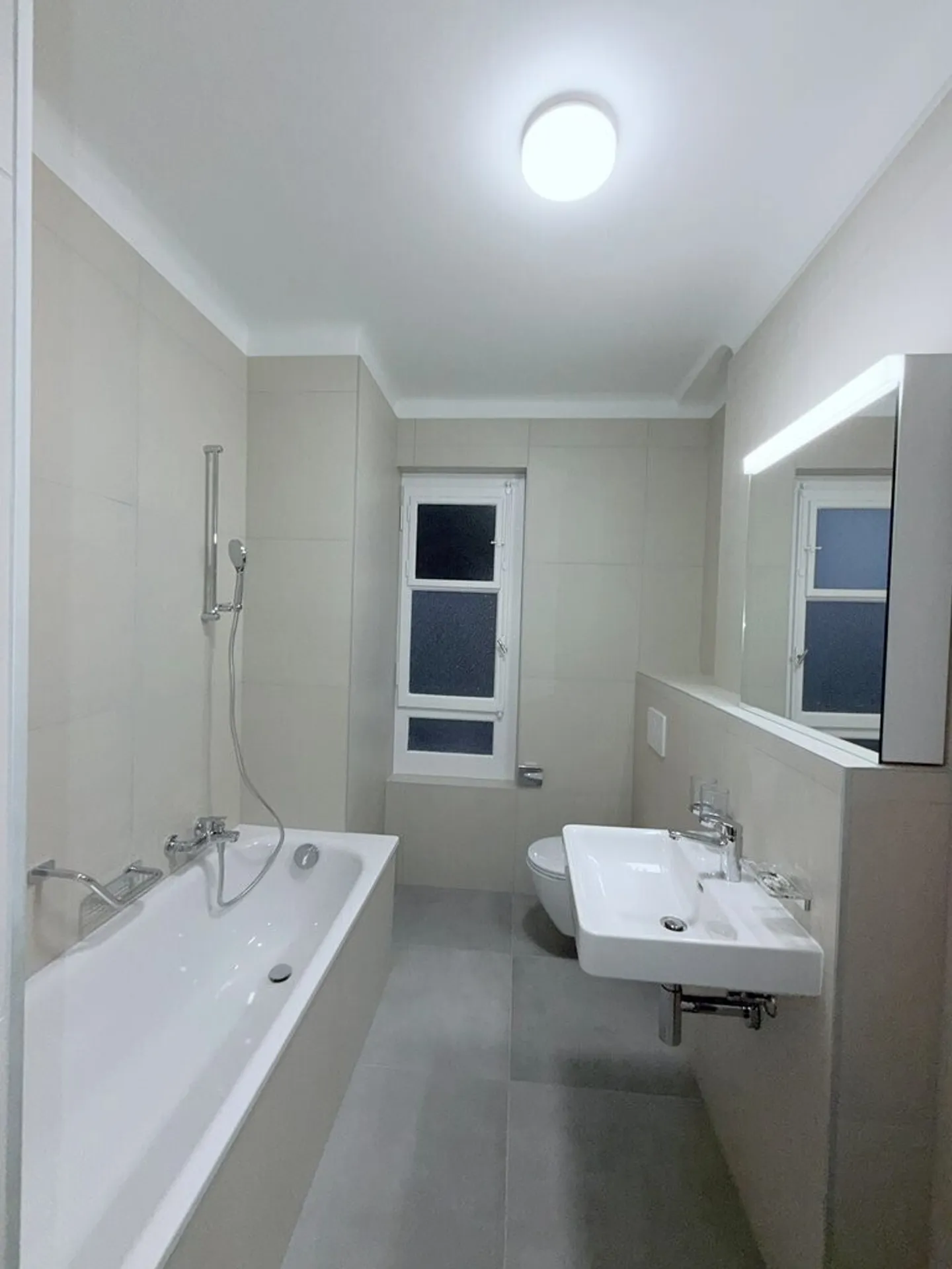 Renovated Studio - Montchoisi District - Photo 2 of 6