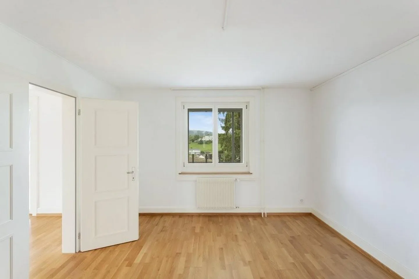 Appartamento d'epoca ristrutturato con charme - Foto 5 di 9