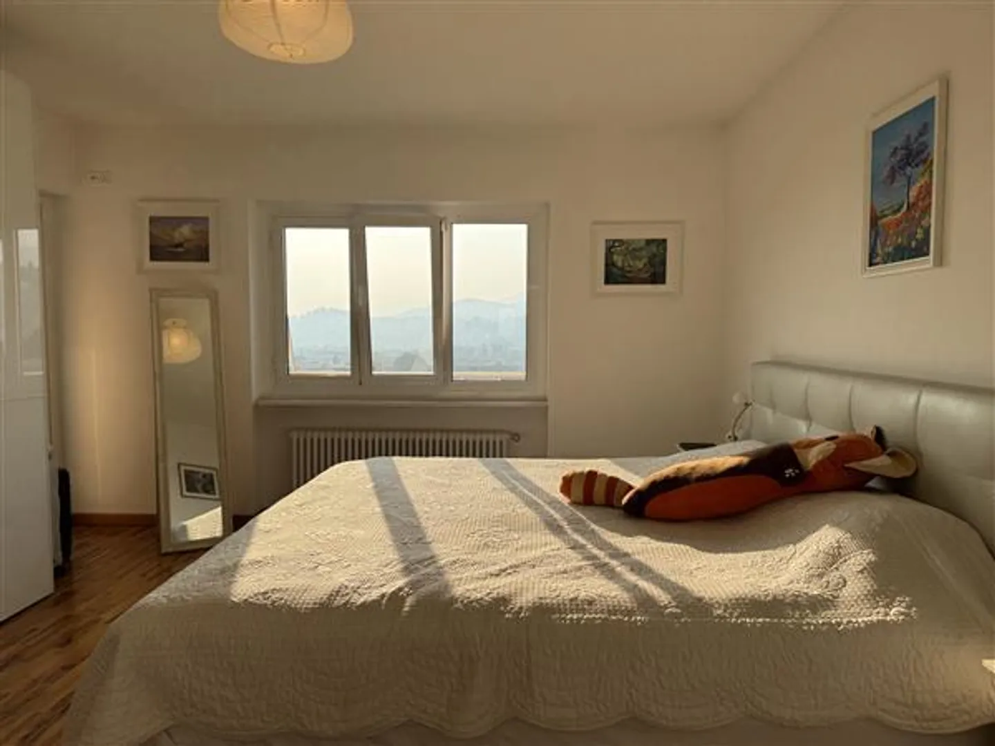 Geräumige Wohnung mit atemberaubendem Blick - Foto 9 von 12