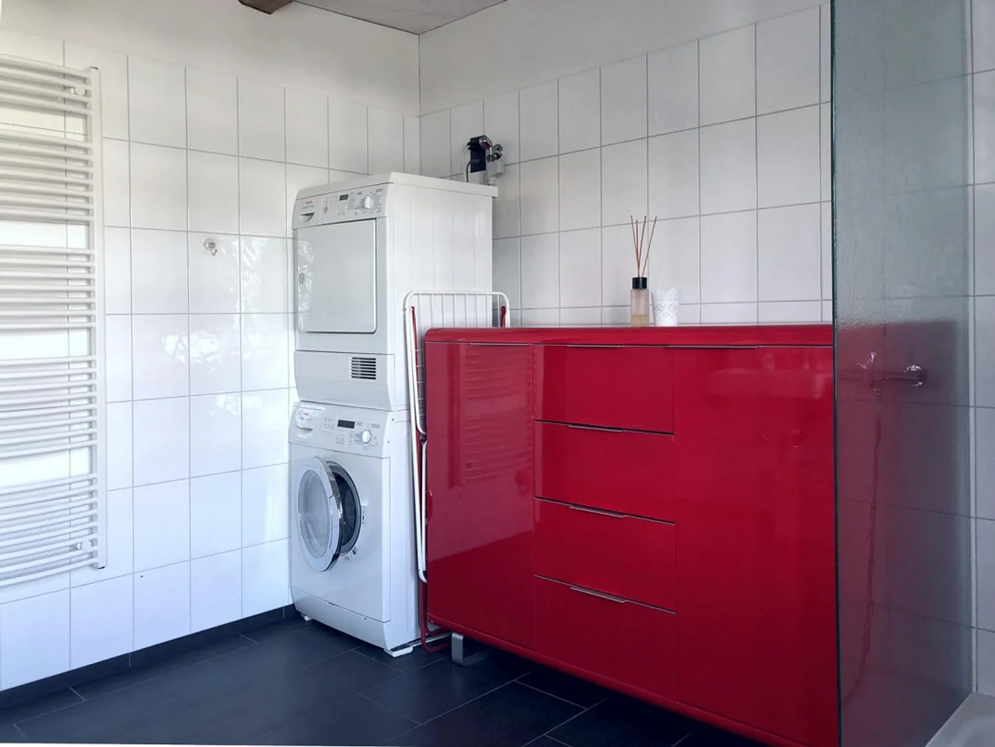 Exklusives Wohnen im historischen Riegelbau in Andwil SG - Foto 12 di 20