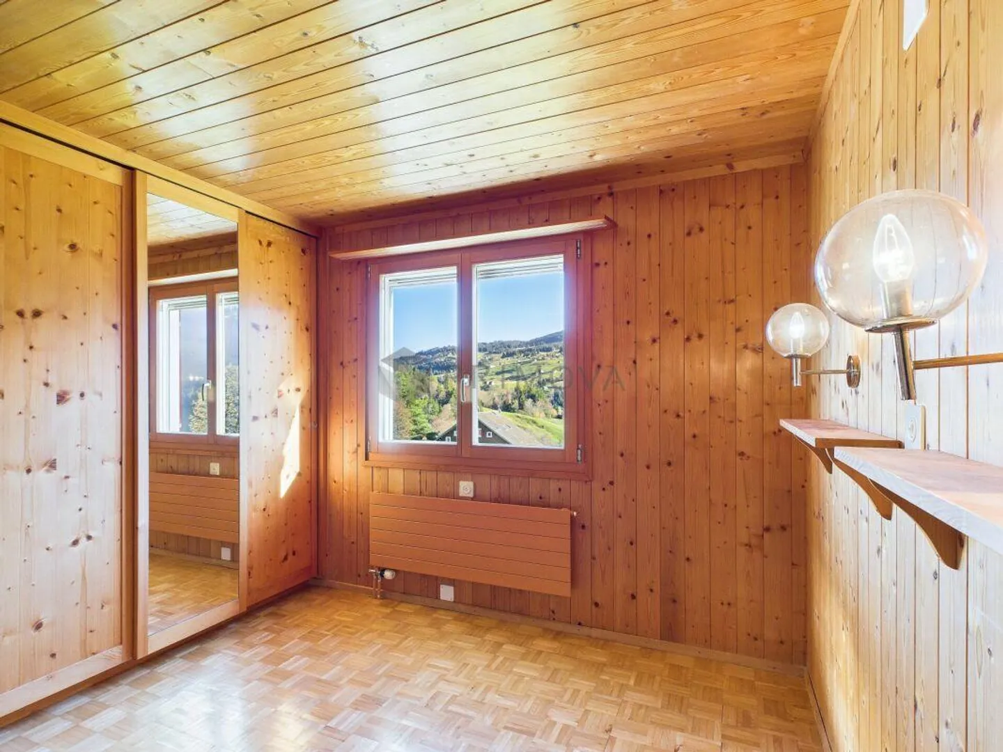 Charming chalet with breathtaking alpine landscape - Photo 5 of 13