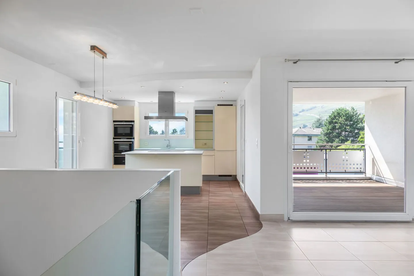 Attico di 5,5 stanze! - Foto 2 di 20