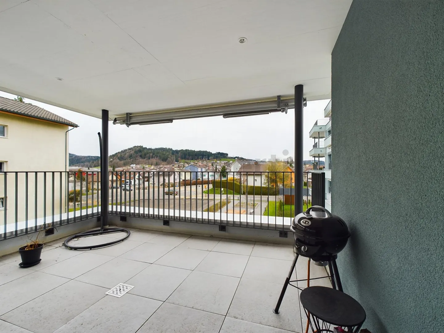 Modern 3.5-room apartment in Rickenbach - Photo 8 of 9