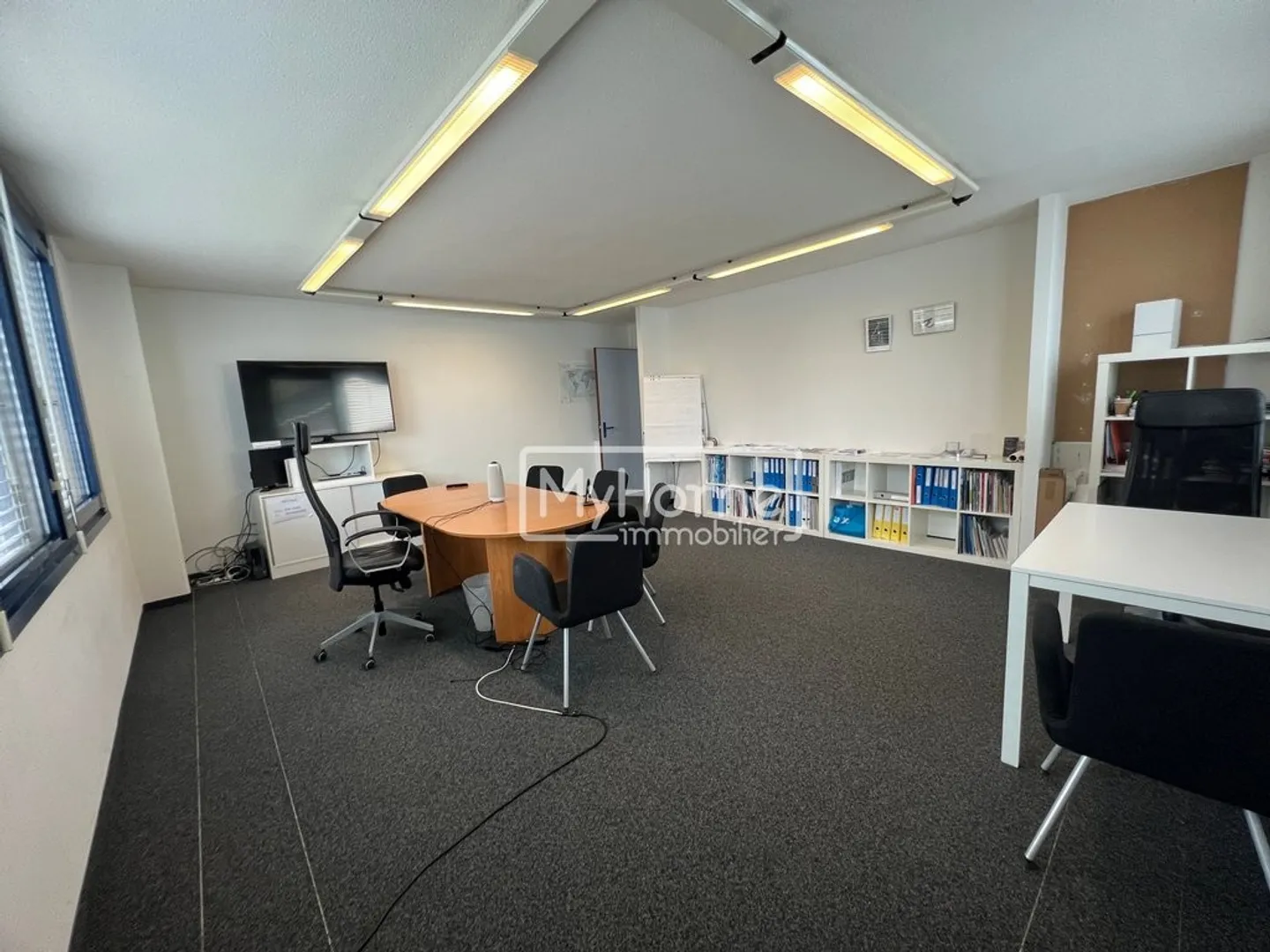 Spazio commerciale di circa 375 m2 in affitto a Romanel-sur-Lausanne - Foto 2 di 9