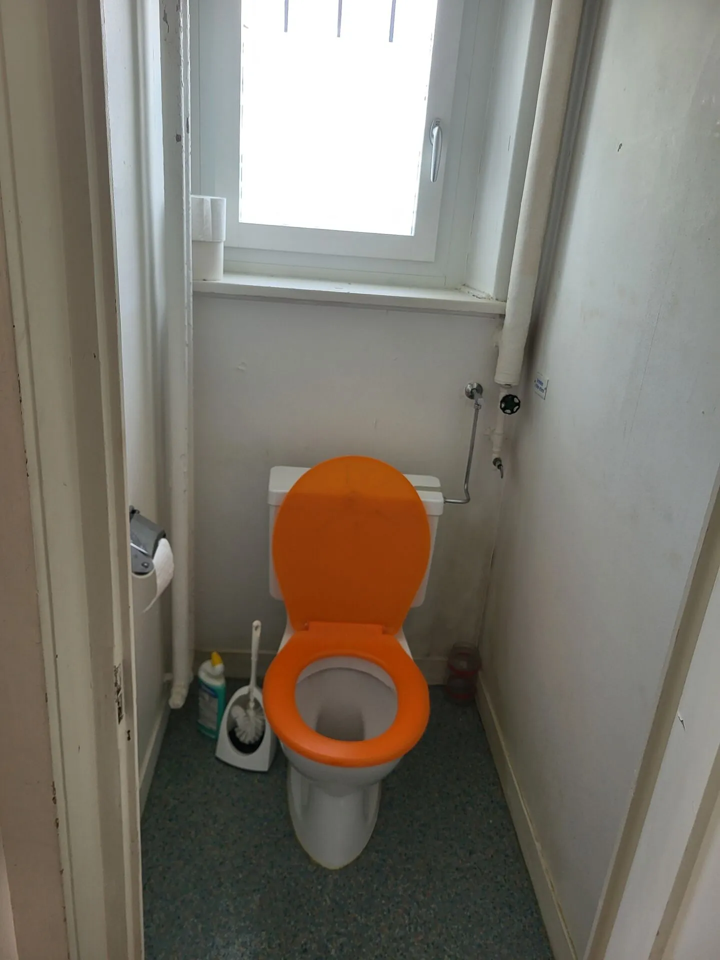 Ufficio/Stanza hobby nel quartiere di Friedberghalden - Foto 4 di 4