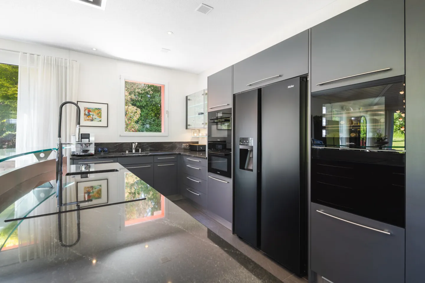 Casa unifamiliare con oasi di giardino e grande garage a Hochfelden - Foto 4 di 5