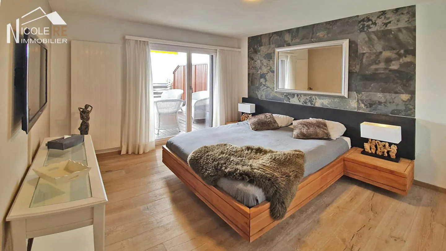 Chalet-Style Apartment with Terrace - Photo 14 of 25