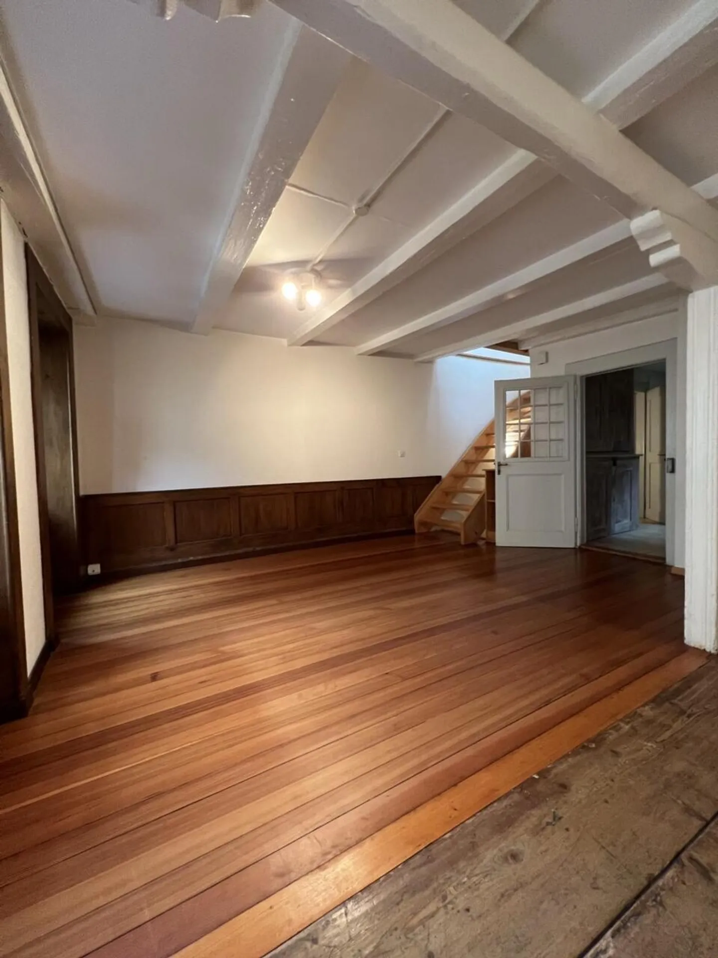 Mieten? Ungewöhnliche 3-Zimmer-Duplexwohnung in Saint-Aubin - Foto 2 von 9