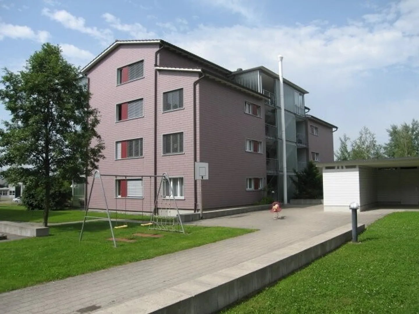 Attractive apartment seeks a new tenant - Photo 1 of 7