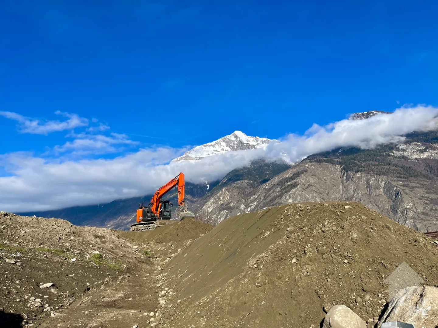 3,5-Zimmer-Wohnung mit 53m2 Garten, neue Förderung - Foto 1 von 8