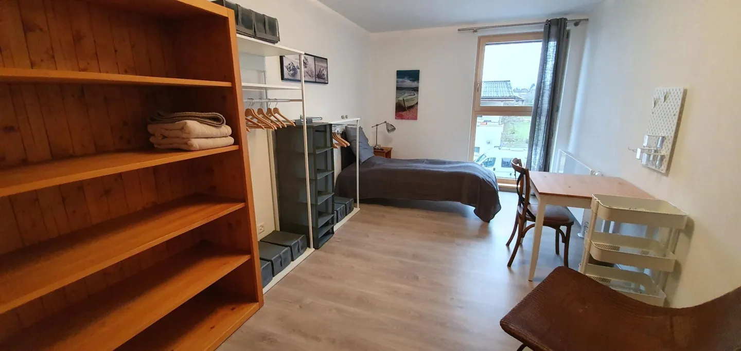 Camera in affitto in un appartamento condiviso a Faoug - Foto 4 di 10