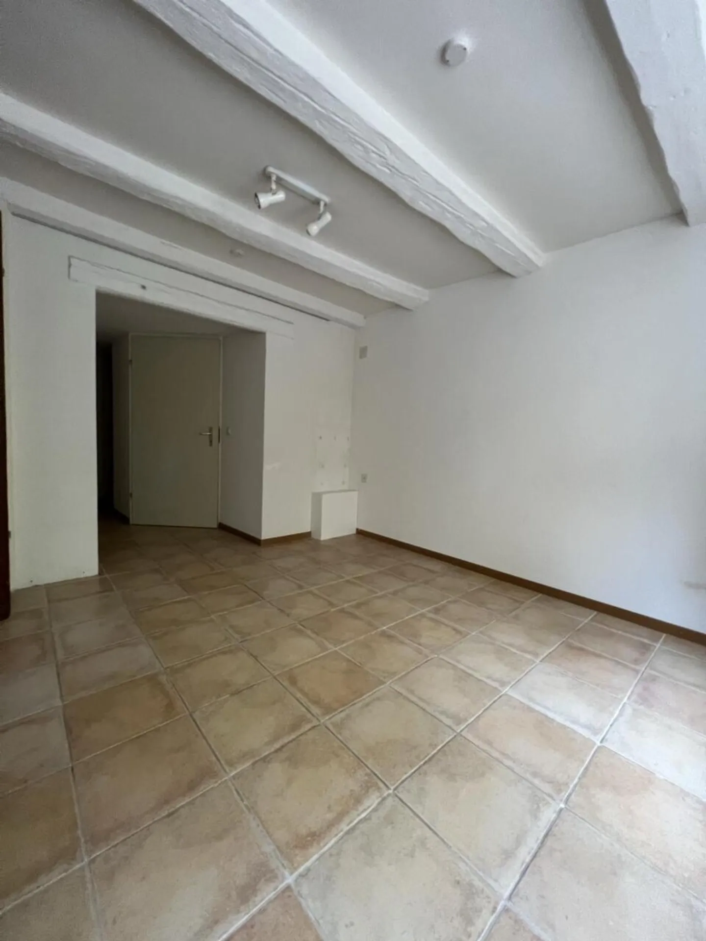 Mieten? Ungewöhnliche 3-Zimmer-Duplexwohnung in Saint-Aubin - Foto 5 von 9