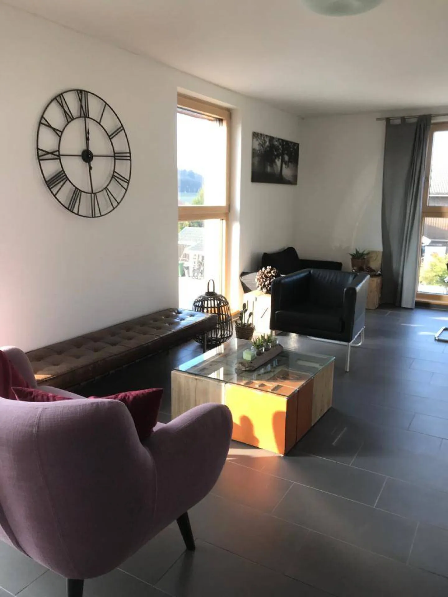 Camera in affitto in un appartamento condiviso a Faoug - Foto 8 di 10