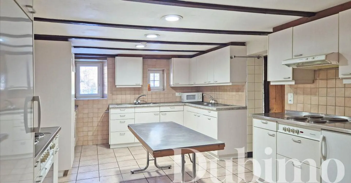 11-ROOM CHALET ON THE RIVIERA - Photo 4 of 11