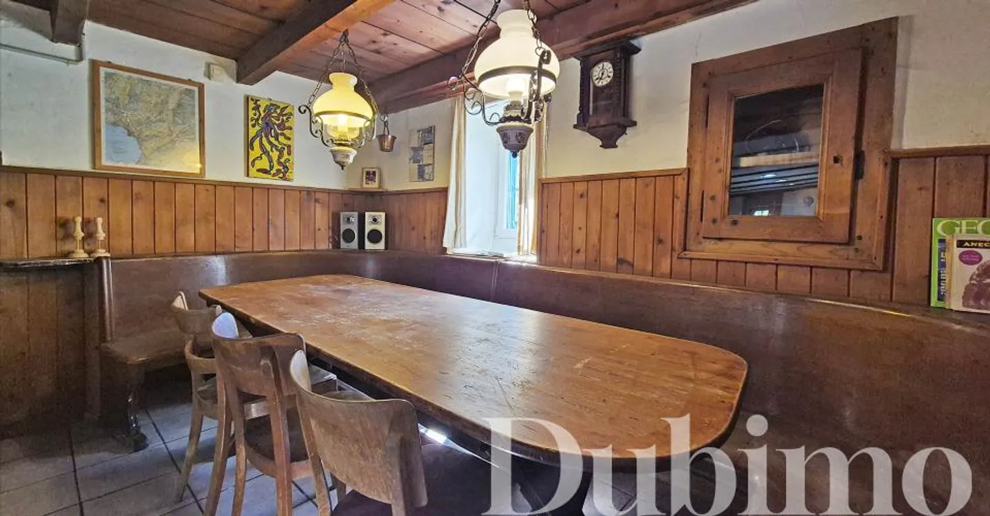 11-ROOM CHALET ON THE RIVIERA - Photo 6 of 11