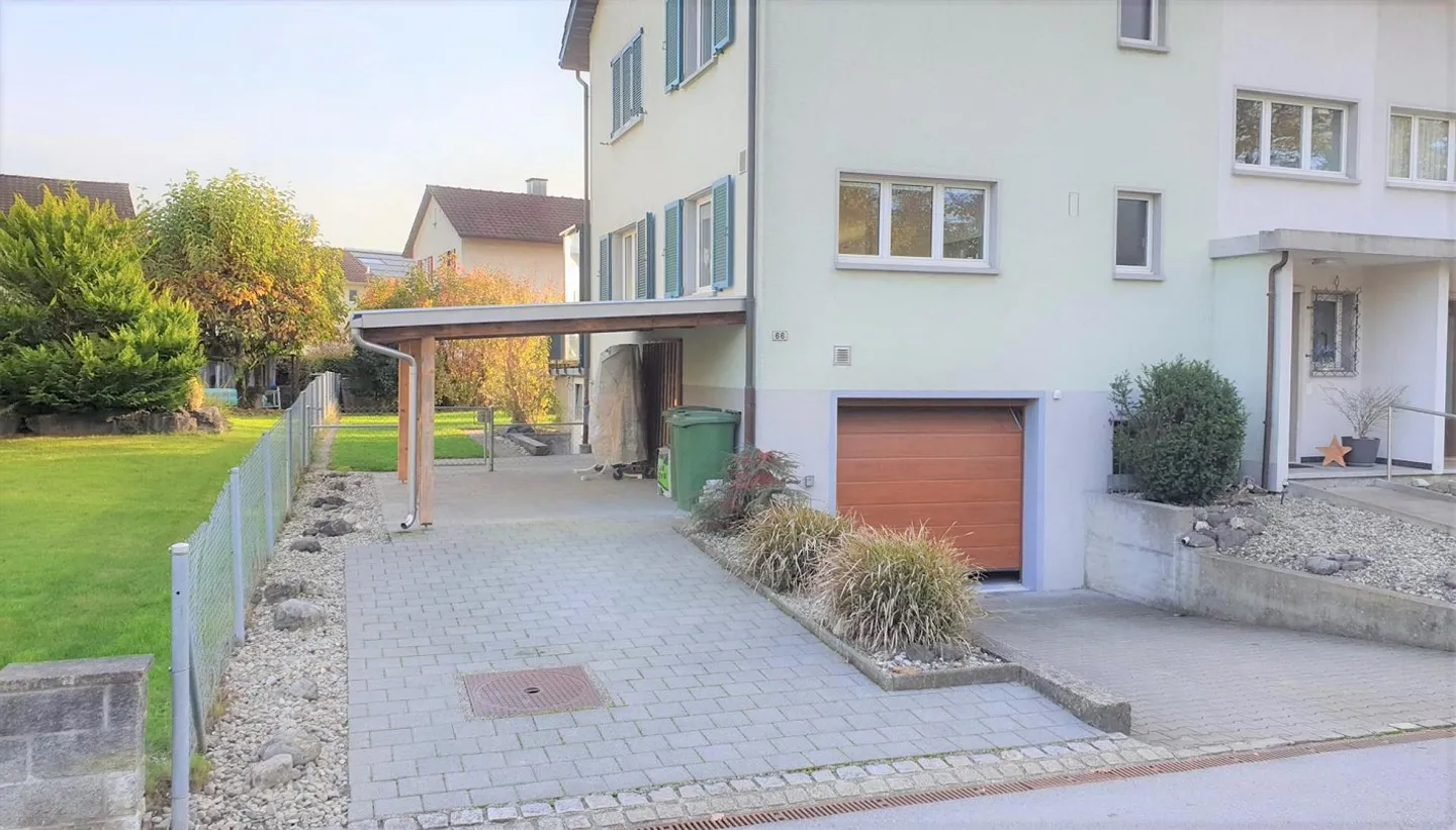 4-1/2 Zimmer Doppeleinfamilienhaus zu vermieten - Foto 1 von 17