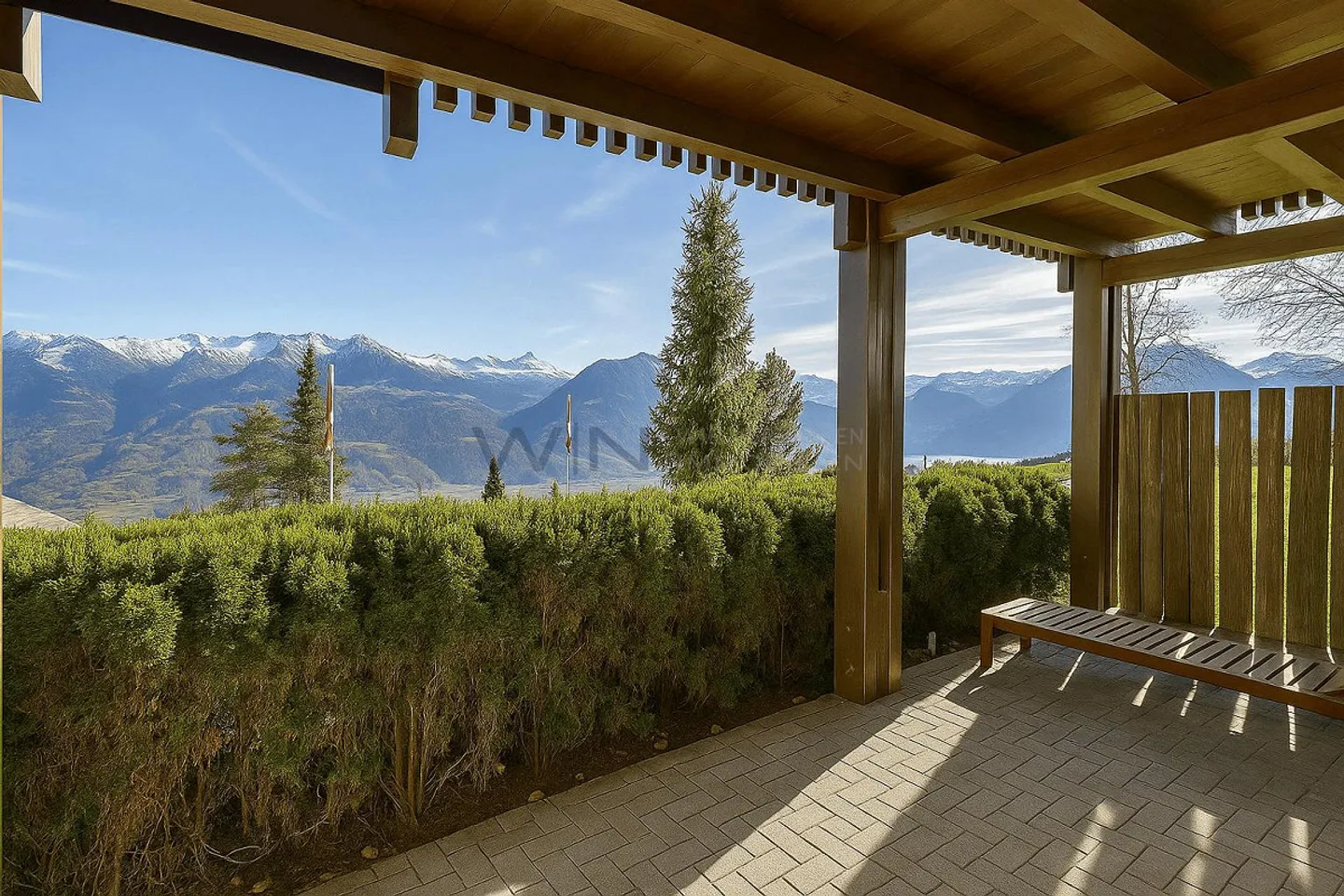 Lontano dalla vita quotidiana - Foto 2 di 12