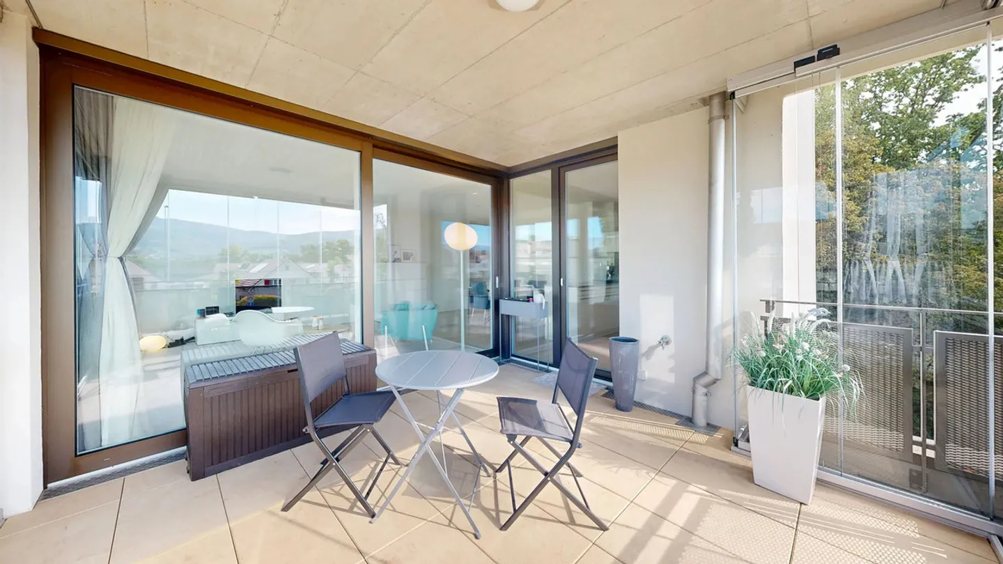 Modernes Apartment mit Balkon - Foto 7 von 19